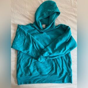 ARITZIA TNA SWEATER size small